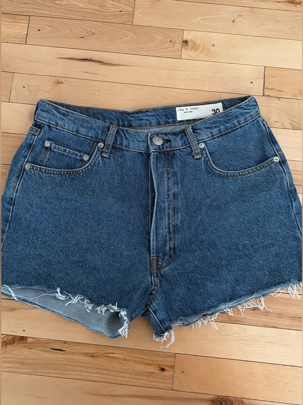 Rag&bone Denim High Waist raw hem Shorts size 30